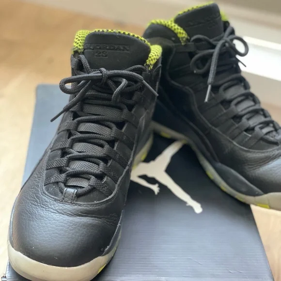 Jordan 10 venom
